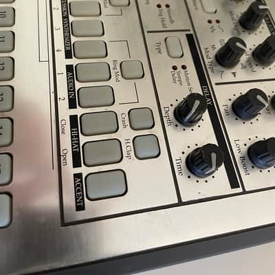 Korg Electribe-R ER-1 Rhythm Synthesizer (With original box, power cable, and manual) image 4