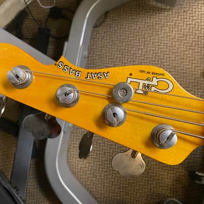 G&L ASAT 4 String Bass mid-90s - Clear Red with Top Binding image 7