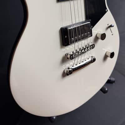 Yamaha RSS20 Revstar Standard Electric Guitar Vintage White w/ Gig Bag (030) image 6