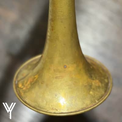 Bach Mt Vernon/Corp. 37 Bb Trumpet - Lacquer image 3