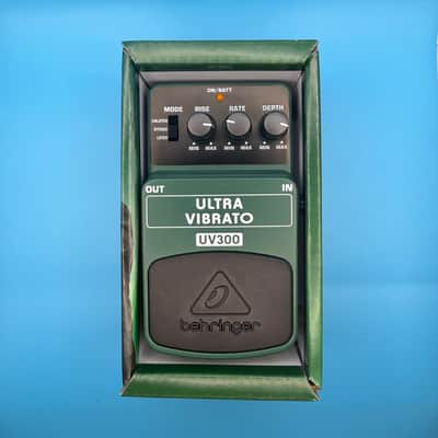 🟢🔵 Behringer UV300 Ultra Vibrato + Caline Pure Sky image 9