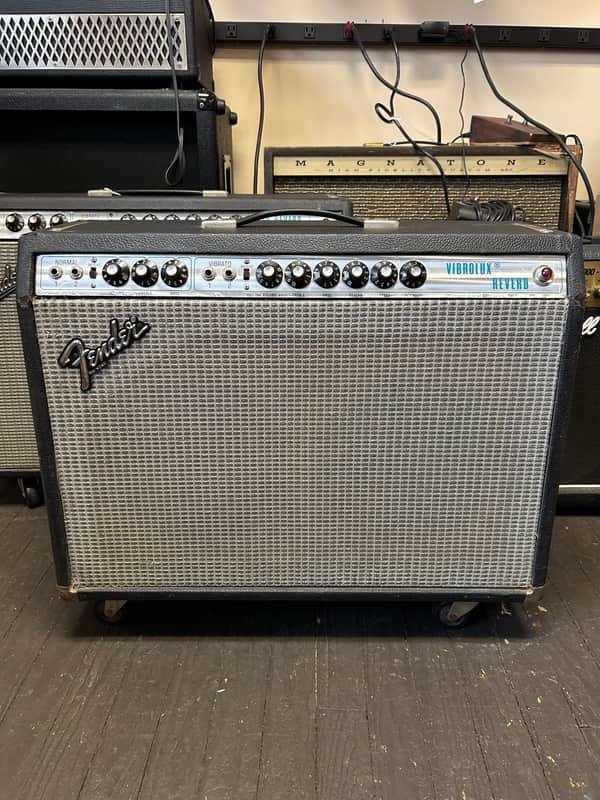 Fender Vibrolux Reverb 2-Channel 35-Watt 2x10" Guitar Combo 1970 - 1980 - Silverface image 1