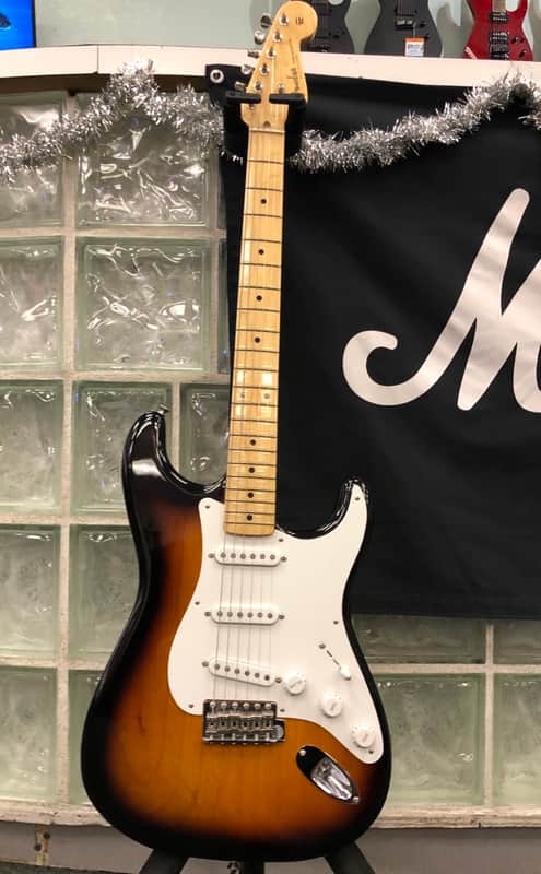 FENDER STRAT 2 TONE '54 VINTAGE image 1