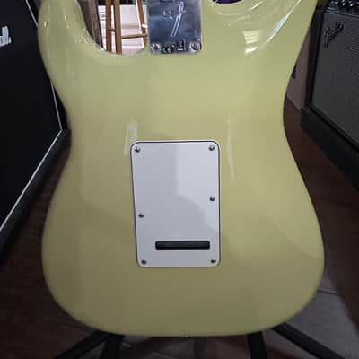 Fender Player II Stratocaster HSS 2024 MN Hialeah Yellow /7lbs. 15.7oz. #MXS24030881 image 4