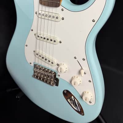 Squier FSR Classic Vibe 70's Stratocaster Electric Guitar Sonic Blue Finish (693) image 7