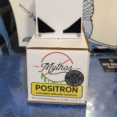 Mythos Pedals Positron Cascading Amplifier Distortion 2022 - Present - White image 3