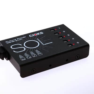 CIOKS Sol Pedal Power (WATCHLIST OFFER) Selectable Voltage,5 Isolated Outlets,9 Cables image 8