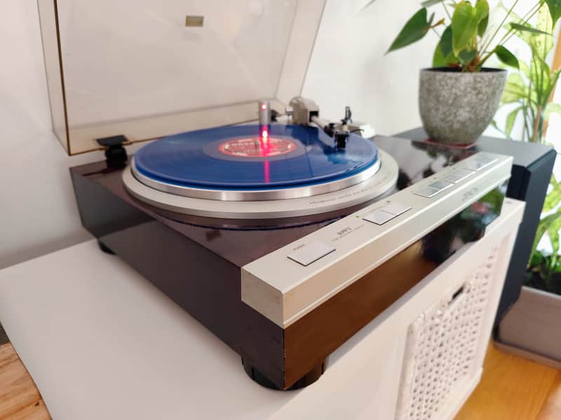 Denon DP 47F Quartz Lock Automatic Turntable