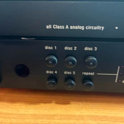 Wonderful Made in Japan Adcom GCD-600 5 Disc Changer with TDA-1541A Chip. See VIDEO! image 7