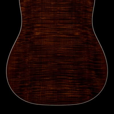 Taylor 610e (2015) #05062 with Original Hard Case image 2
