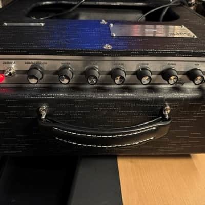 Supro 1612RT Amulet 15-Watt 1x10" Combo Amp with Supro switch image 4