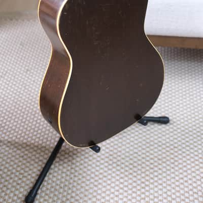 Gibson LG-2 1946 image 2