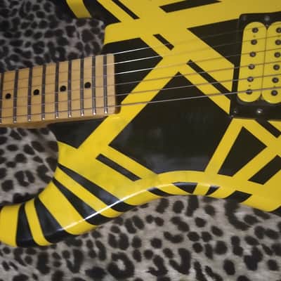 Kramer ,80,S Maple Body Yellow Bumble Bee Striped Paint Job Charvel Japan Neck image 5