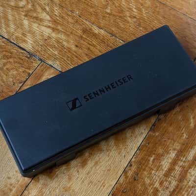 With audio demo: Sennheiser MD 421 II Cardioid Dynamic Microphone - Perfect condition - Boxed image 2