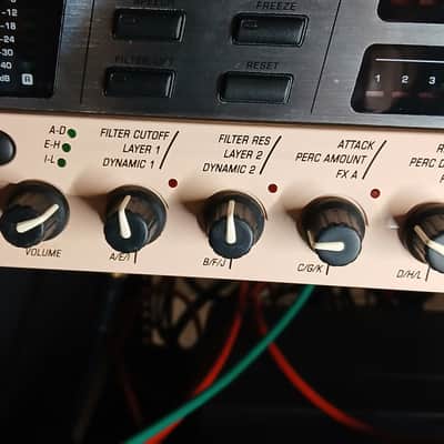 E-MU Systems B-3 Rackmount 64-Voice Tone Wheel Organ 2002 - Silver image 2
