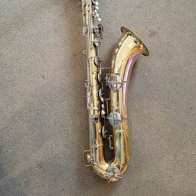 Conn Baritone Saxophone 1983 - Lacquer image 2