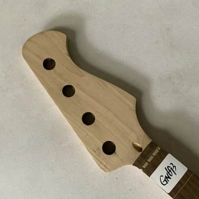4 String Maple Wood Bass Guitar Neck, with Fretless Rosewood Fingerboard image 6