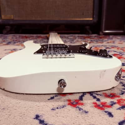 Ibanez GRGM21-WH Gio miKro image 12
