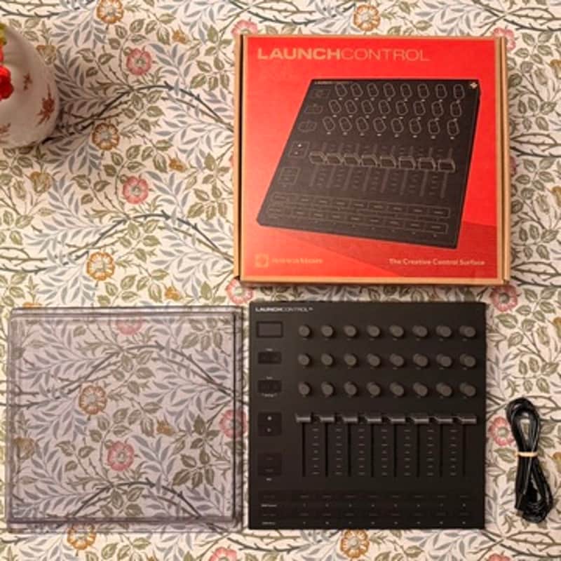 Novation Launch Control XL MK3 MIDI DAW Controller 2025 - Present - Black image 1