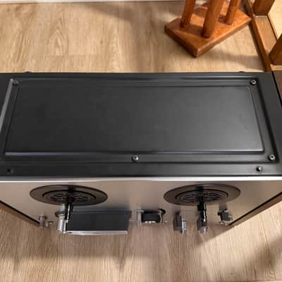 Akai GX-4000D 1/4" 4-Track 2-Channel Tape Recorder 1978 - 1985 - Silver image 5