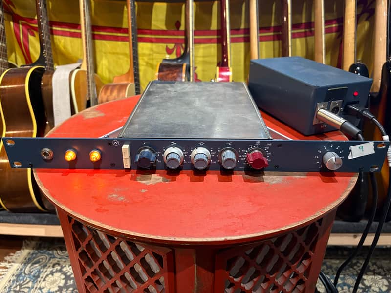 Vintage OG Neve 1089 Racked image 1