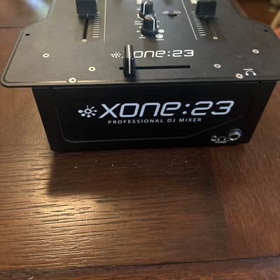 Allen & Heath XONE:23 Professional 2+2-Channel DJ Mixer 2014 - Present - Black image 3
