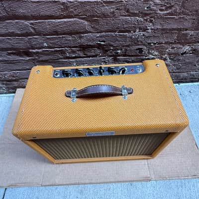 Fender Blues Junior Tweed 15-Watt 1x12" Tube Guitar Combo Amp – Type PR 295 – Used image 5