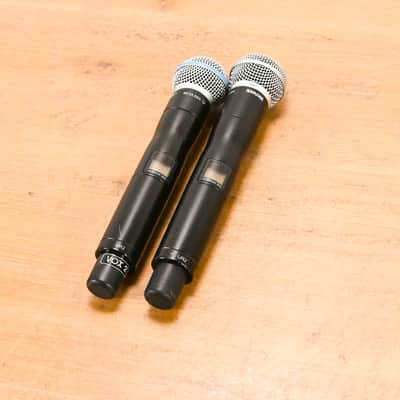 Shure UR4D+ Dual Wireless Receiver with UR2/BETA58A Mic Pair - J5 Band CG01Z1J image 12