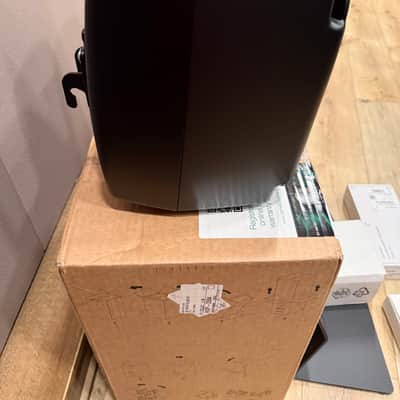 Genelec 8331A SAM 3 way Powered Coaxial Pair with Stands, GLM and volume controller - Black image 10