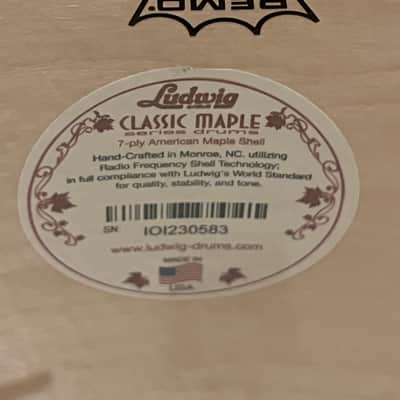 Ludwig Classic Maple 16x18 Floor Tom - Vintage Black Oyster image 6