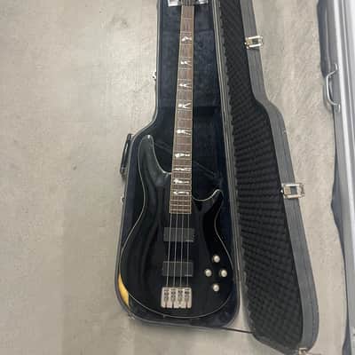 Riverhead Unicorn Bass Black (S/N:541694) [01/09] | Reverb Australia