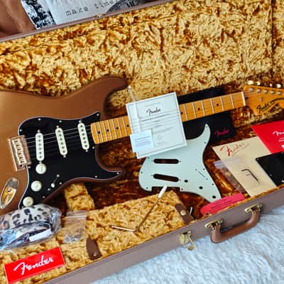 Fender Bruno Mars Signature Stratocaster 2023 - Mars Mocha image 3