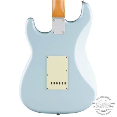 Fender Limited Edition Vintera II Road Worn '60s Stratocaster 2025 - Sonic Blue image 2
