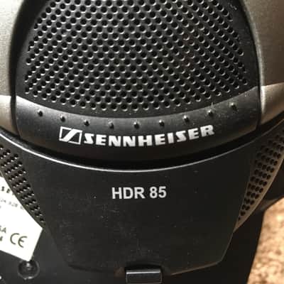 Sennheiser RS 85 Wireless Headphones image 3