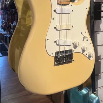 Squier Stratocaster Standard 1983 / 1986 - Olympic White image 3