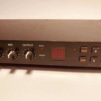Alesis Midiverb II 16-Bit Digital Effects Processor 1990s image 6