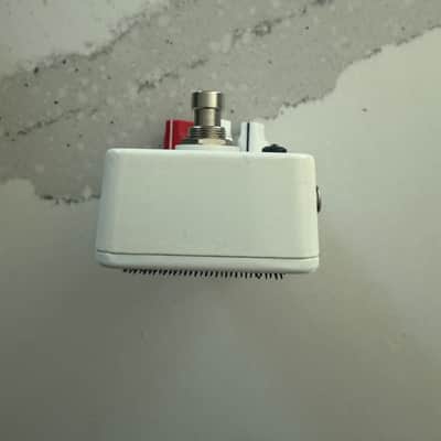 Pro Tone Pedals Attack Overdrive 2008-2015 - White image 5