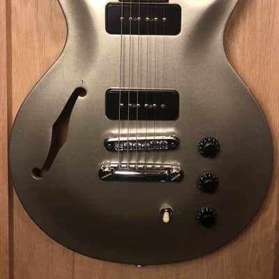 Hamer USA Vanguard/Artist Mahogany 1999 Silver Sparkle image 5