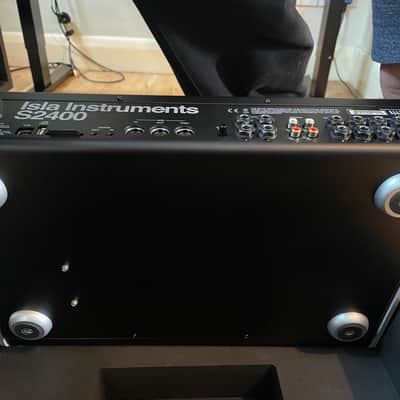 Isla Instruments S2400 Desktop Sampler 2019 - Present - Black image 3