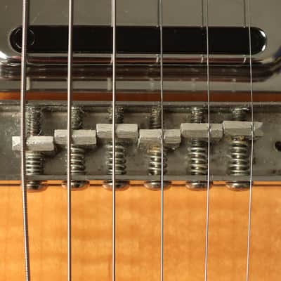 1997 Rickenbacker 330 mod w/Bigsby/Gold Guards/Vintage pickups + Autumnglo refin image 22