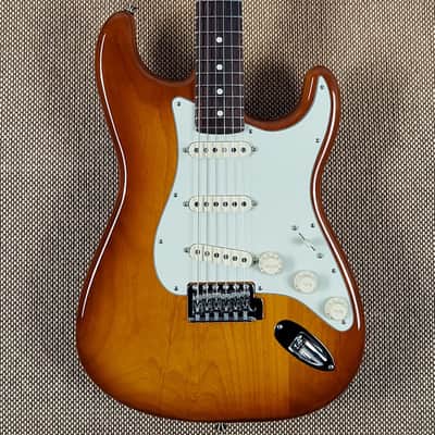 Fender American Performer Stratocaster 2025 Super Clean! (GB-44)