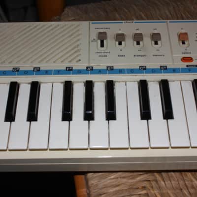 Casio MT-45 80s - whiteCasio MT-45 Vintage Keyboard – 80s Lo-Fi Classic – Excellent Condition image 9