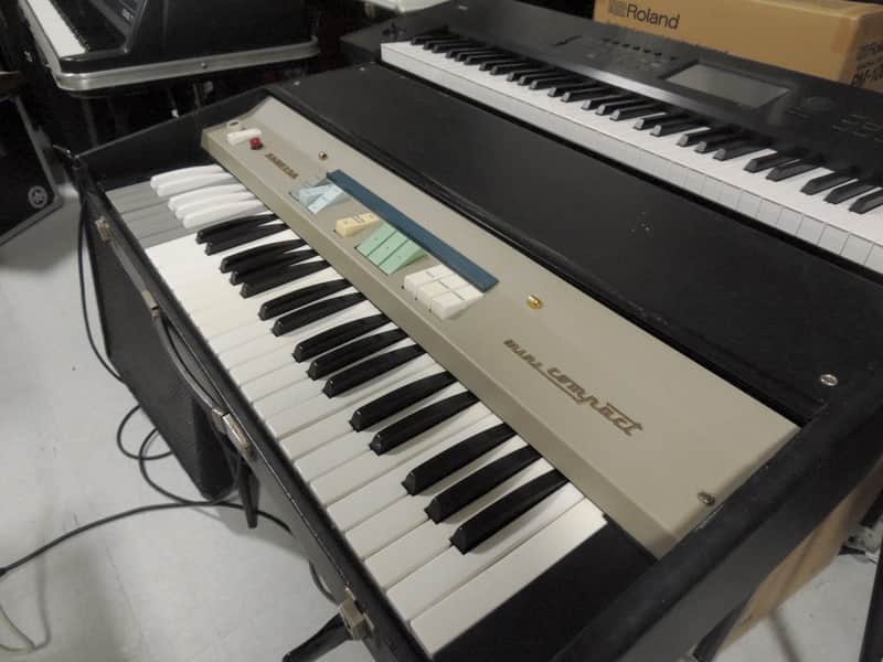 Farfisa Mini Compact Combo Organ 1964-1970 Vintage [Three Wave Music]
