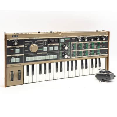 Korg microKORG 37-Key Analog Modeling Synthesizer Keyboard w/ Power Supply