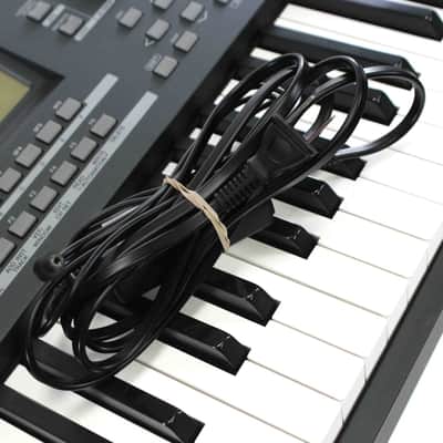 Yamaha MOXF8 88-key image 6