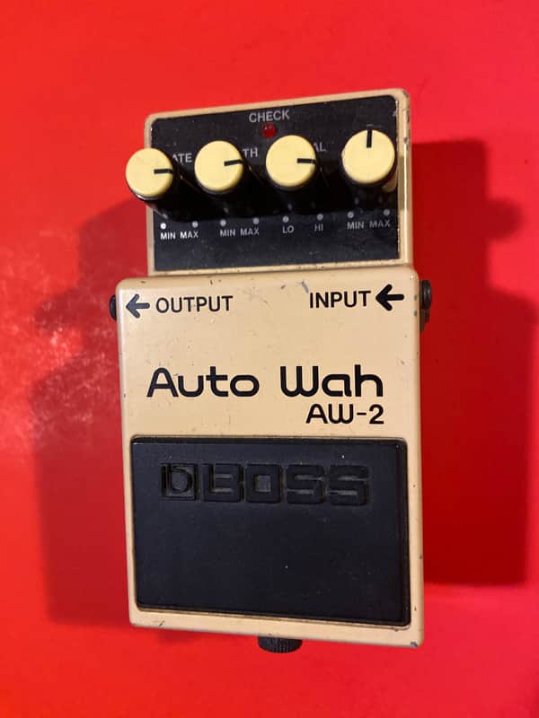 Boss AW-2 Auto Wah | Reverb
