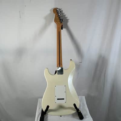 Squier II Standard Stratocaster with Maple Fretboard (Made in Korea) - Frost White image 10