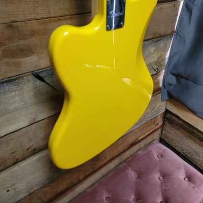 Squier Limited Edition FSR Affinity Jaguar - Graffiti Yellow image 14