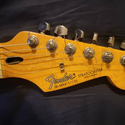 Fender  Stratocaster  1994 - Bone white image 4