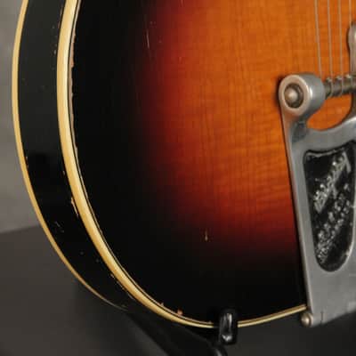 Airline 3 Kleenex Pickups w/original Bigsby Vibrato 1960s Sunburst image 23